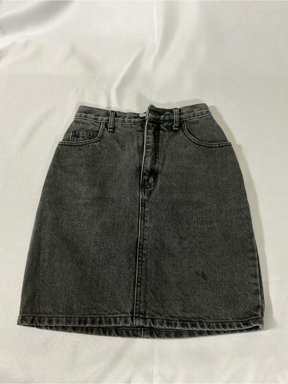 Vintage GUESS Georges Marciano Black Denim Skirt 27